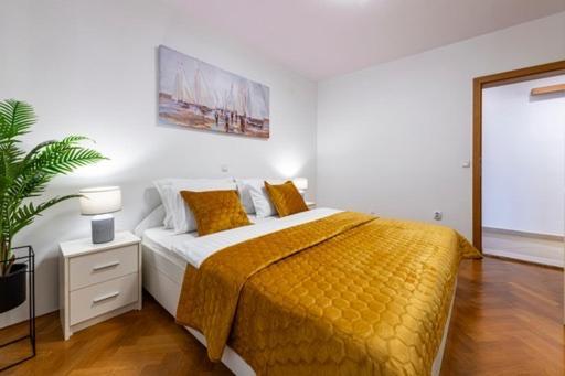Goldensky New Apartment Dubrovnik Bagian luar foto