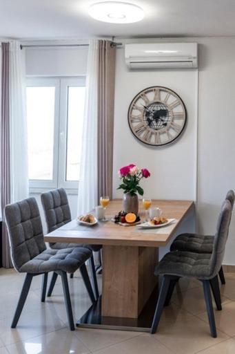Goldensky New Apartment Dubrovnik Bagian luar foto