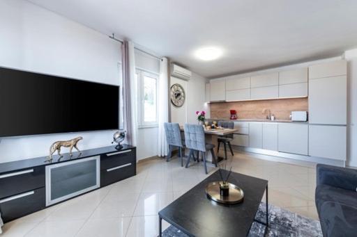 Goldensky New Apartment Dubrovnik Bagian luar foto
